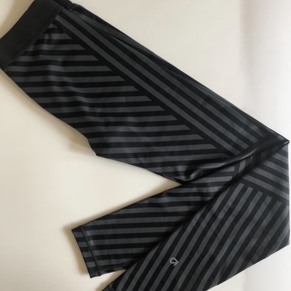 Gap Fit Striped Leggings Black, Gray - Picture 6 of 10